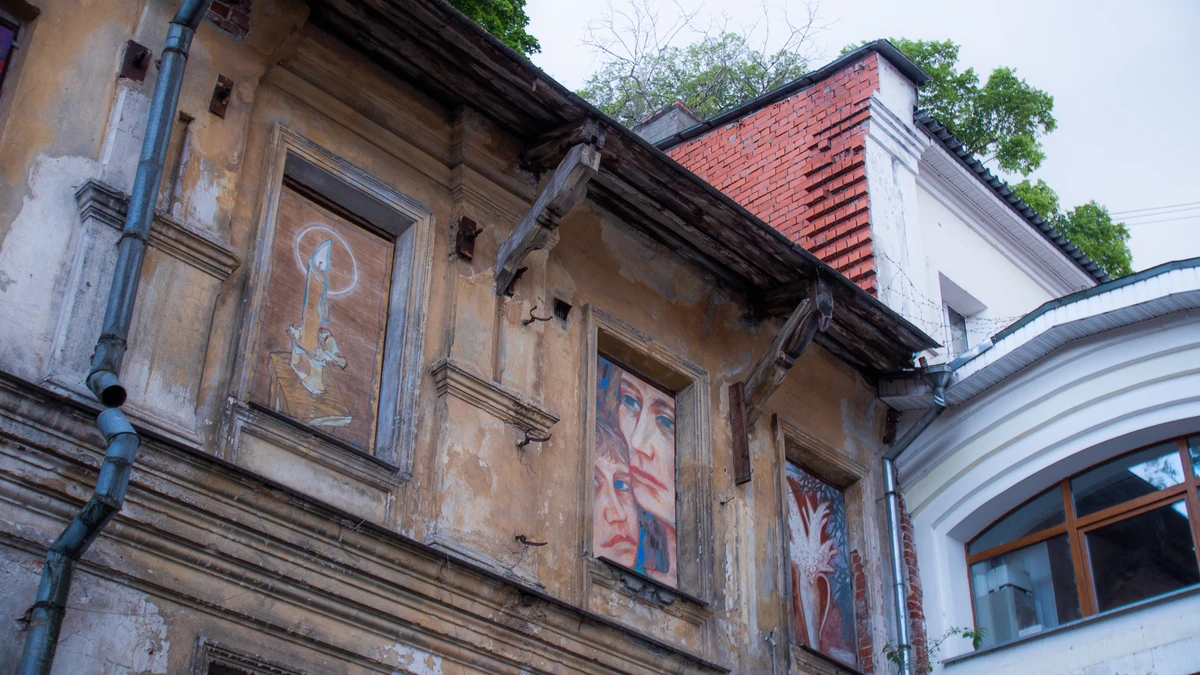 Другой Нижний: непарадные улицы, деревянные кварталы, стрит-арт — фото 6