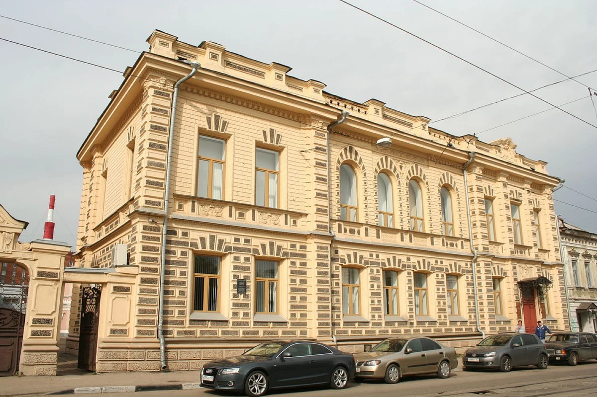 Прогулка по улицам красного террора, купцов и ямщиков, Горького и Вассы Железновой — фото 2