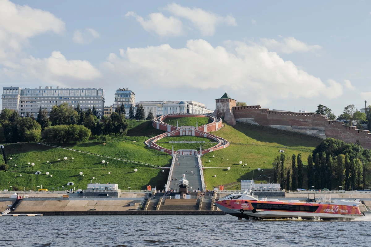 Родные берега: пешком и на теплоходе по Нижнему Новгороду — фото 6