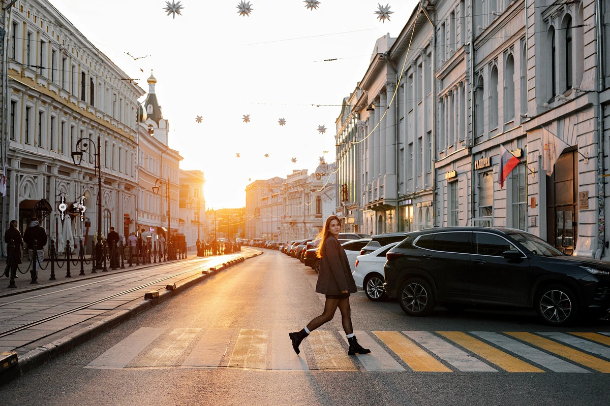 Фотопрогулка по городу: панорама Стрелки и тайны Рождественской — фото 7