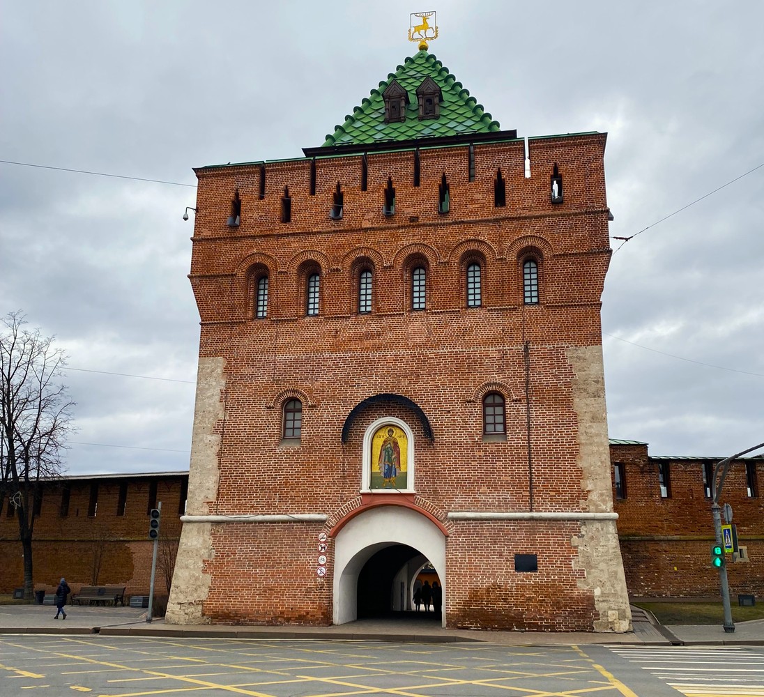 Мистификаторы, подвалы и монархи: прогулка по Нижегородского кремлю — фото 5