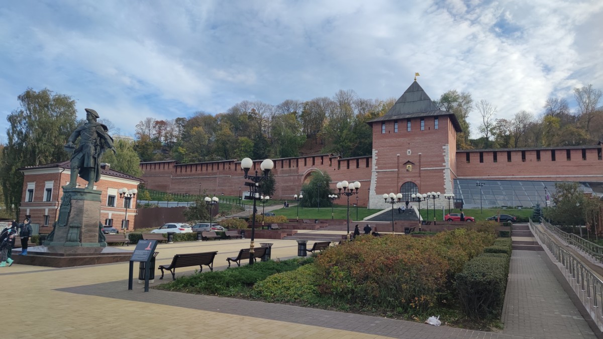 Жизнь «на дне» под стенами Кремля: авторская экскурсия-квест в группе — фото 2