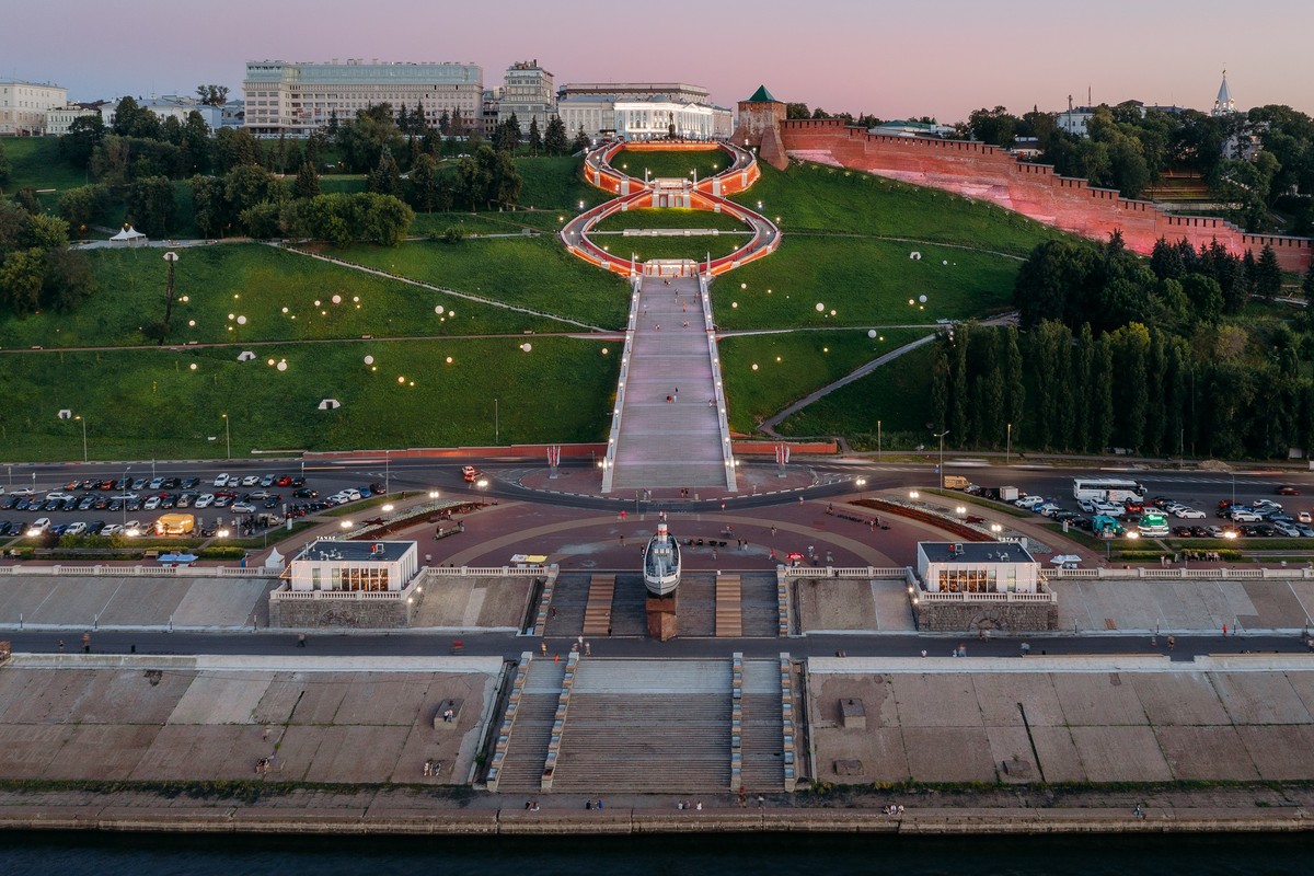 Прогулка от Чкаловской лестницы — самой большой восьмёрки Нижнего Новгорода — фото 12