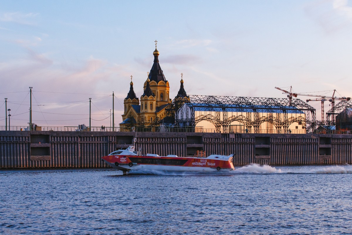 Рассветы и закаты Нижнего: Рождественская улица и прогулка по Волге — фото 8