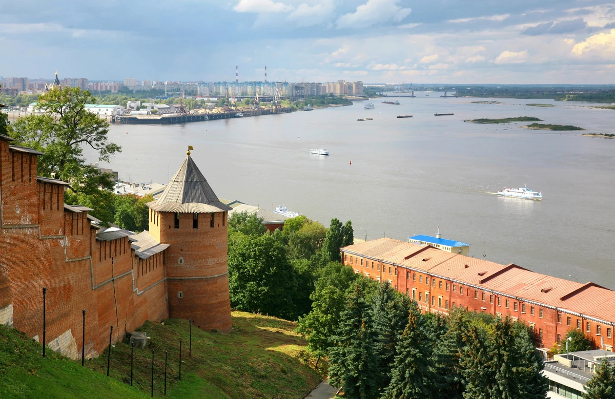 Нижний Новгород с воды — на тихоходном катамаране — фото 7