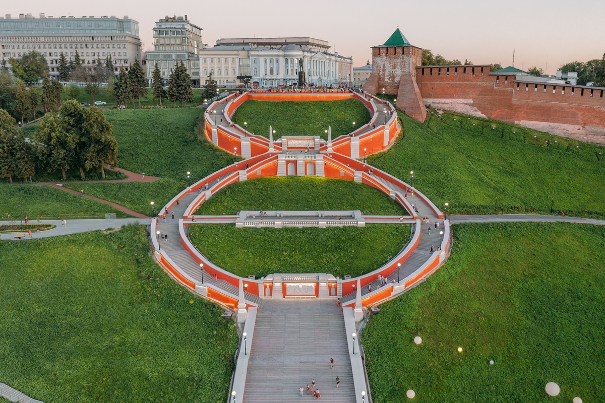 Прогулка от Чкаловской лестницы — самой большой восьмёрки Нижнего Новгорода — фото 10